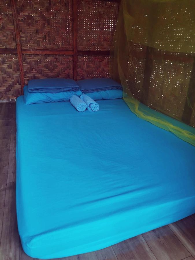 Junjals Backpackers Chalet Bohol 외부 사진